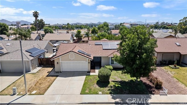 29844 Avenida De Cortez, Menifee CA: https://media.crmls.org/medias/f13d8c24-932c-4b56-8ec6-de6a3d0d6cfc.jpg