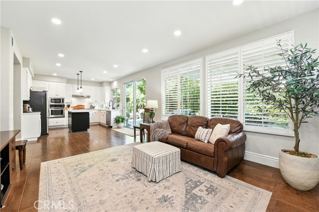 Detail Gallery Image 18 of 63 For 4304 Timberdale Rd, Moorpark,  CA 93021 - 4 Beds | 2/1 Baths