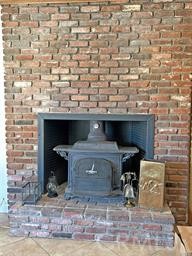 Detail Gallery Image 15 of 51 For 42930 Lake Hughes Rd, Lake Hughes,  CA 93532 - 6 Beds | 4 Baths