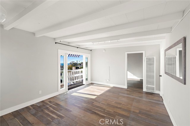 Detail Gallery Image 5 of 21 For 226 Chiquita #UPPER,  Laguna Beach,  CA 92651 - 1 Beds | 1 Baths