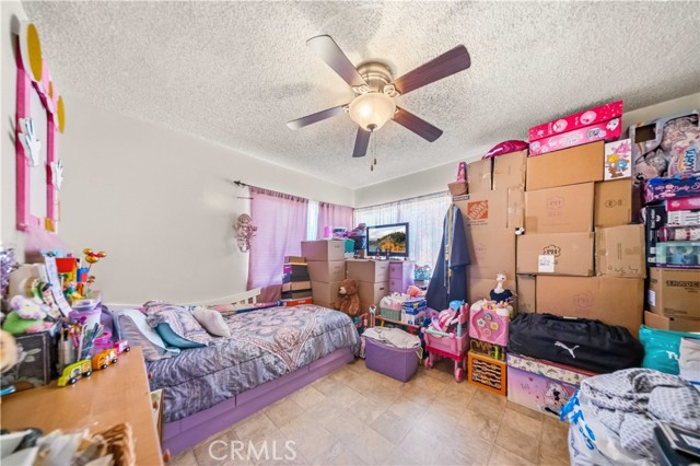 7244 Tujunga Avenue photo 32