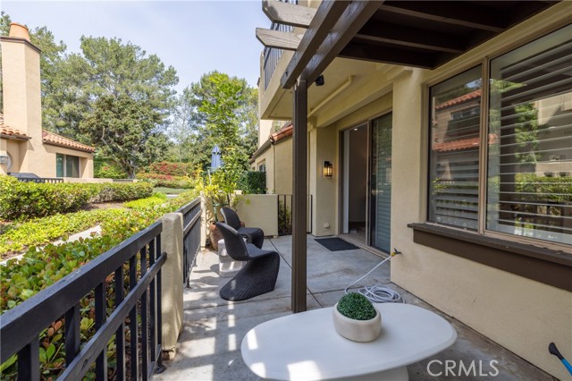 Detail Gallery Image 22 of 27 For 909 Muirfield, Newport Beach,  CA 92660 - 2 Beds | 2/1 Baths