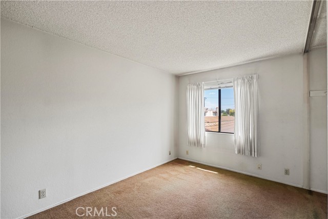 Detail Gallery Image 8 of 13 For 9905 Cedar St. #2,  Bellflower,  CA 90706 - 2 Beds | 2/1 Baths
