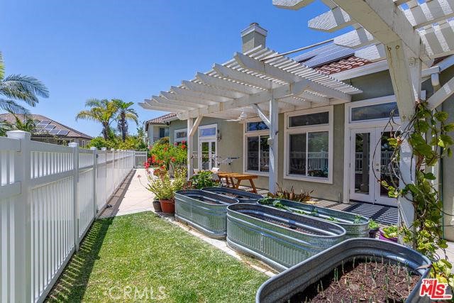 18568 Arbor Gate Lane, Yorba Linda CA: https://media.crmls.org/medias/f142652d-a71e-4637-82b9-4e9404caecab.jpg