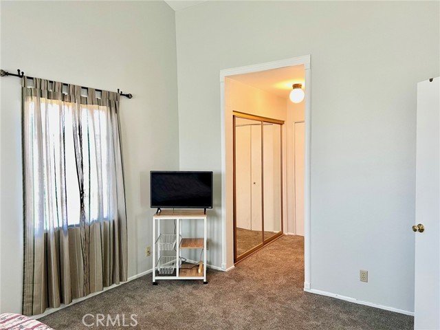 2717 Chadwick Circle, Los Angeles CA: https://media.crmls.org/medias/f1434329-0421-4e6b-b9cb-05ad18a24ec0.jpg