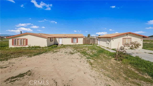 Detail Gallery Image 11 of 38 For 7843 W Avenue F, Lancaster,  CA 93536 - 3 Beds | 2 Baths