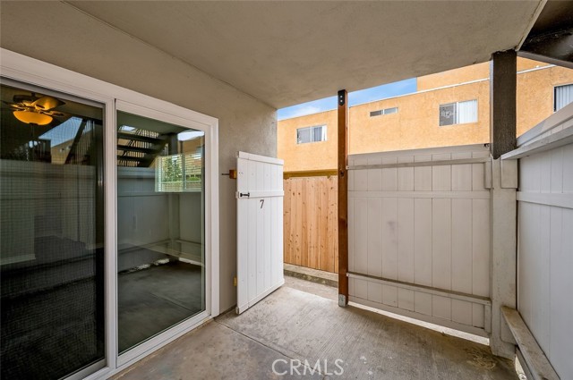 Detail Gallery Image 15 of 27 For 16972 Lynn Ln, Huntington Beach,  CA 92649 - – Beds | – Baths