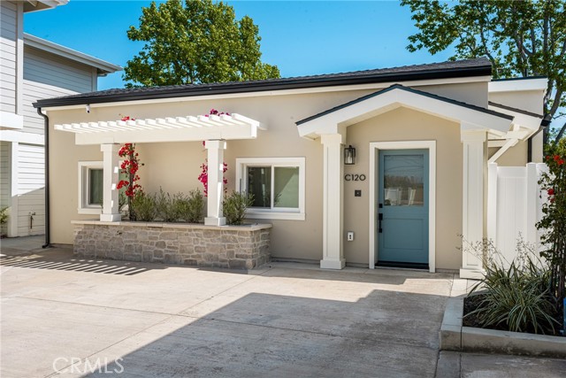 Detail Gallery Image 2 of 35 For 2138 Orange Ave #C120,  Costa Mesa,  CA 92627 - 1 Beds | 1 Baths
