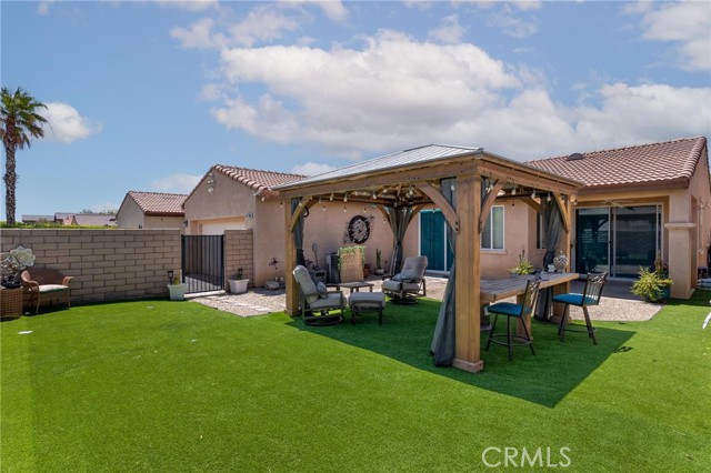 67760 Rio Vista Drive, Cathedral City CA: https://media.crmls.org/medias/f1450a9d-0f54-43e5-b0f3-7b572502d240.jpg