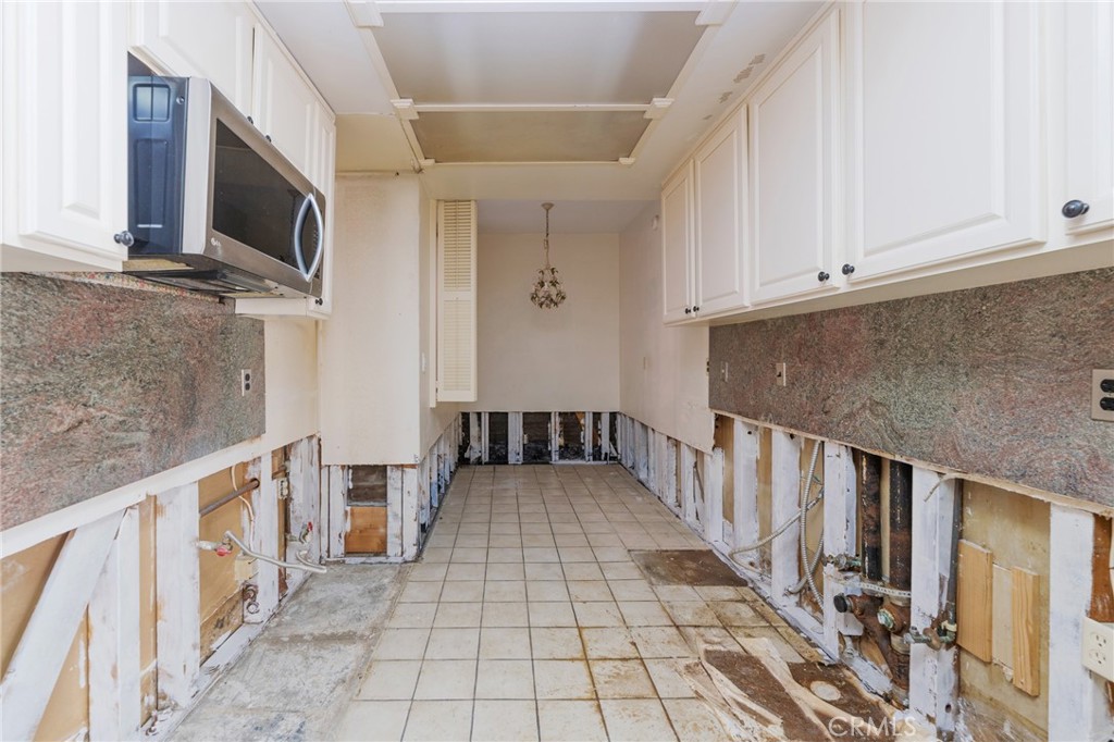 MLS #OC25244948 image #8