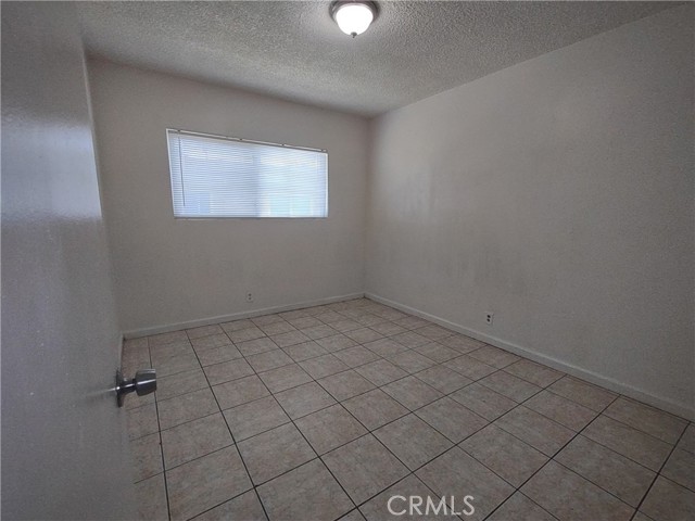 Detail Gallery Image 9 of 11 For 1685 S Reservoir St, Pomona,  CA 91766 - 2 Beds | 1 Baths