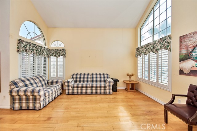 Detail Gallery Image 16 of 49 For 9615 Shadow Springs Dr, Moreno Valley,  CA 92557 - 4 Beds | 3 Baths