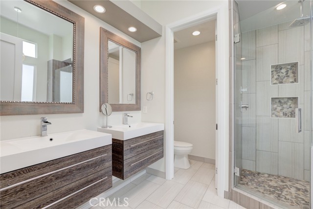 2520 Nelson Avenue, Redondo Beach, California 90278, 4 Bedrooms Bedrooms, ,3 BathroomsBathrooms,Residential,Sold,Nelson,PV21155781