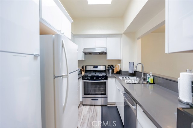 Detail Gallery Image 8 of 34 For 801 S 2nd St #4,  Alhambra,  CA 91801 - 3 Beds | 2 Baths
