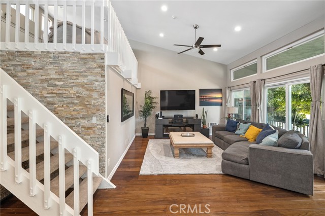 631 Prospect Avenue, Redondo Beach, California 90277, 3 Bedrooms Bedrooms, ,2 BathroomsBathrooms,Residential,Sold,Prospect,SB22086433