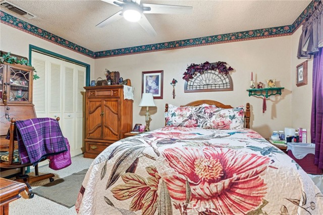 Detail Gallery Image 19 of 27 For 1927 S Chinowth St, Visalia,  CA 93277 - 3 Beds | 2 Baths