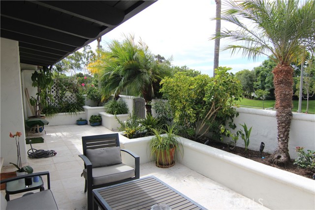 2000 Vista Cajon, Newport Beach CA: https://media.crmls.org/medias/f149e79f-2461-4803-9e02-b8365e670d8b.jpg