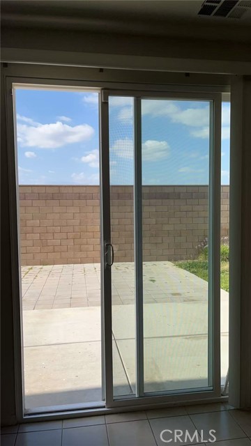 Detail Gallery Image 6 of 37 For 14950 Henry St, Corona,  CA 92880 - 4 Beds | 3 Baths