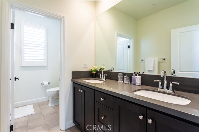 Detail Gallery Image 34 of 51 For 108 Hargrove, Irvine,  CA 92620 - 4 Beds | 2/1 Baths