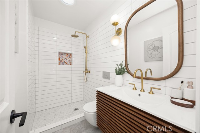 Detail Gallery Image 16 of 23 For 304 W Graves Ave, Monterey Park,  CA 91754 - 2 Beds | 1/1 Baths