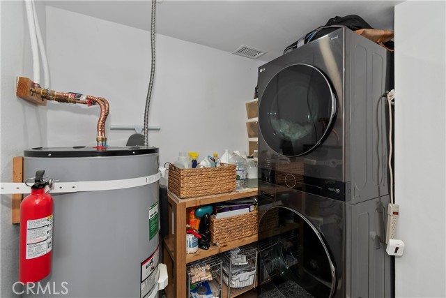 687 Spring, Cedarpines Park CA: https://media.crmls.org/medias/f14b3626-97b2-45d7-b8d2-fdeaa55a7087.jpg