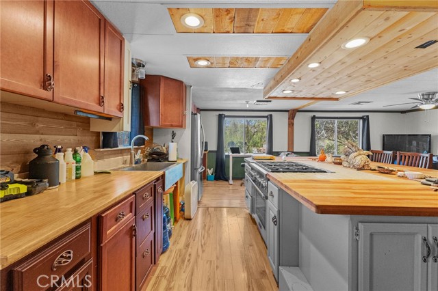 45479 Sheeps Foot Road, Aguanga CA: https://media.crmls.org/medias/f14c1bca-5765-48fd-bad2-725d67636ec3.jpg