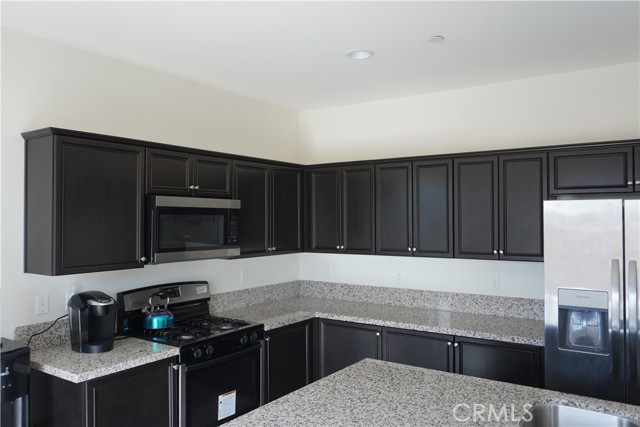 3452 Sonya, Rosamond CA: https://media.crmls.org/medias/f14c6fa7-0687-47a2-b408-af8a99e626d7.jpg