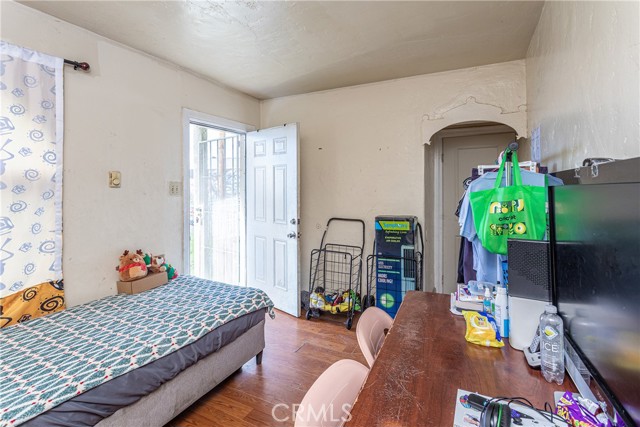 6006 S Wilton Place, Los Angeles, CA, 90047 6006 S Wilton Place, Los Angeles, CA, 90047