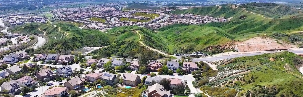 MLS #OC25233677 image #39