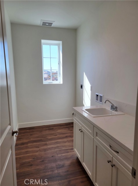 Detail Gallery Image 20 of 22 For 701 Manor Ln, Paso Robles,  CA 93446 - 4 Beds | 3 Baths