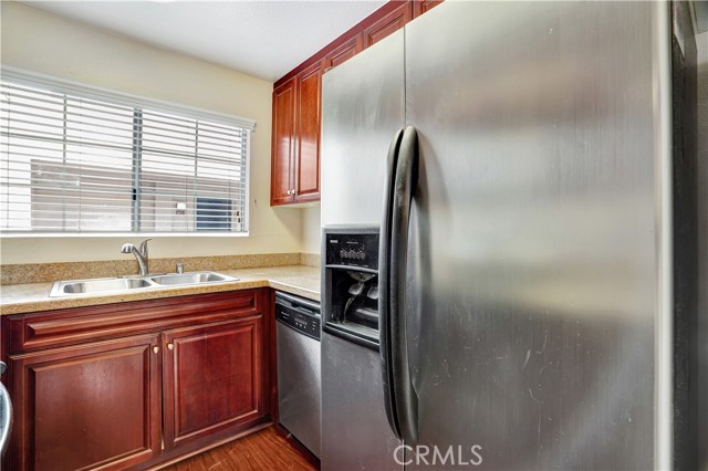 5510 Owensmouth Avenue, Woodland Hills CA: https://media.crmls.org/medias/f14d0e09-56c0-43c5-bcb5-38329ecb7f4f.jpg