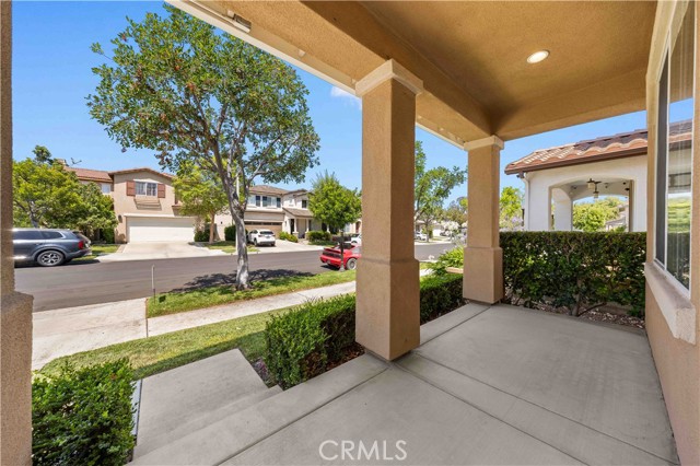 11 Asbury, Irvine CA: https://media.crmls.org/medias/f14d6b32-517d-4cf3-b596-5e8327d8dd46.jpg