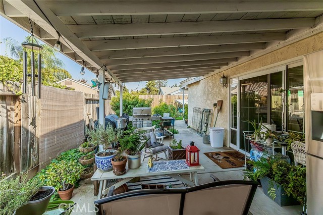 2468 Laverne, Clovis CA: https://media.crmls.org/medias/f14dcc1e-e002-404d-989d-8125743b6248.jpg