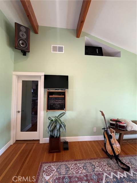 Detail Gallery Image 9 of 45 For 6431 E El Roble, Long Beach,  CA 90815 - 4 Beds | 2 Baths