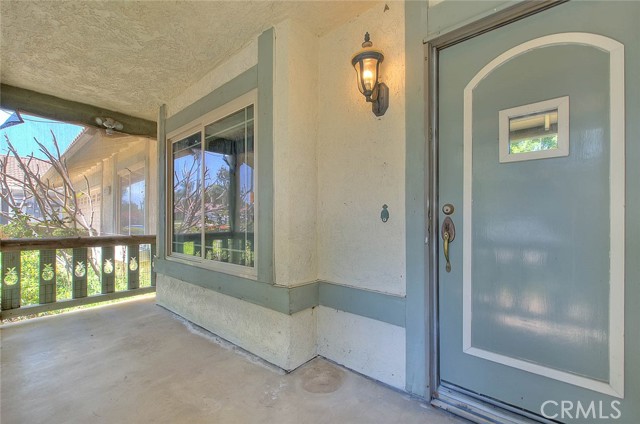 Detail Gallery Image 3 of 36 For 2325 N Milor Ave, Rialto,  CA 92377 - 3 Beds | 2 Baths