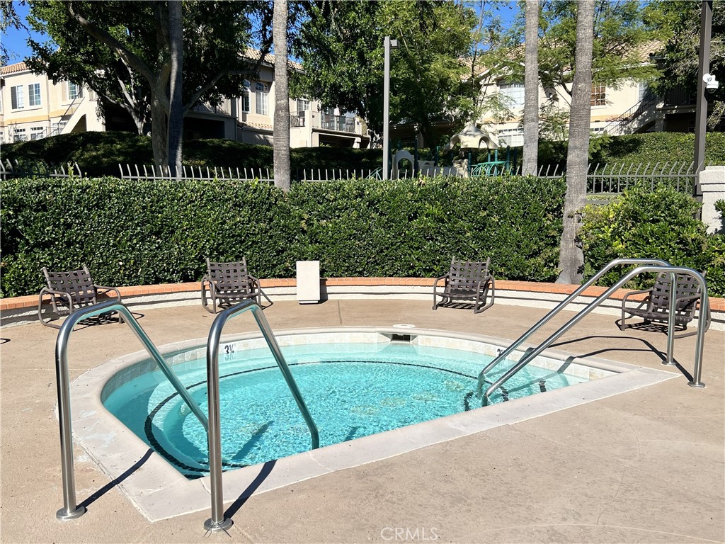 MLS #OC25266637 image #31