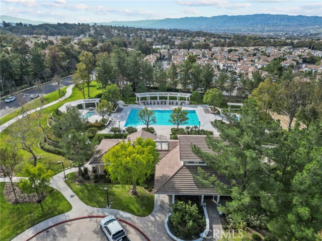 Detail Gallery Image 33 of 37 For 27915 Skycrest Cir, Valencia,  CA 91354 - 2 Beds | 2/1 Baths