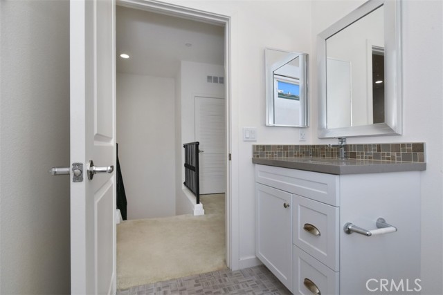 Detail Gallery Image 33 of 49 For 15163 W Rachel, –,  CA 91345 - 4 Beds | 3 Baths