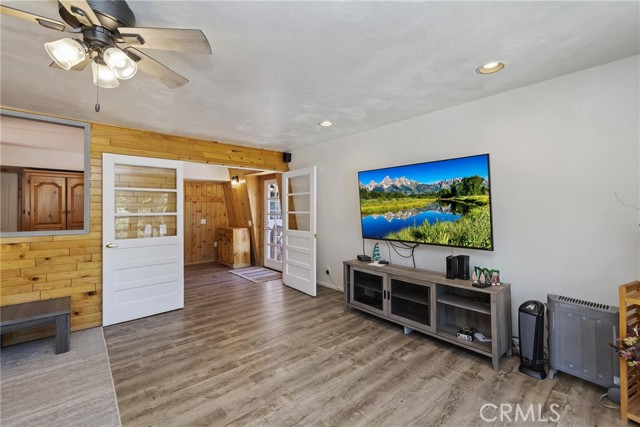 39325 Lodge Road, Fawnskin CA: https://media.crmls.org/medias/f14fe65a-8af2-4188-9253-7a8b75a7876a.jpg