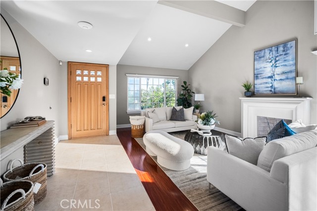 Detail Gallery Image 2 of 17 For 2231 Ceciana, Hacienda Heights,  CA 91745 - 4 Beds | 2 Baths