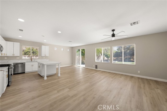 Detail Gallery Image 19 of 49 For 32106 Poppy Way, Lake Elsinore,  CA 92532 - 3 Beds | 2 Baths