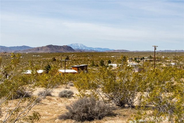 Detail Gallery Image 24 of 31 For 63720 Pluto Rd, Joshua Tree,  CA 92252 - 2 Beds | 1 Baths