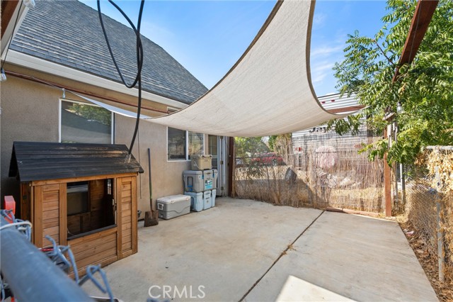 1225 Floral Avenue, Oroville CA: https://media.crmls.org/medias/f152c968-8cce-4342-be5a-578e26b95e8e.jpg