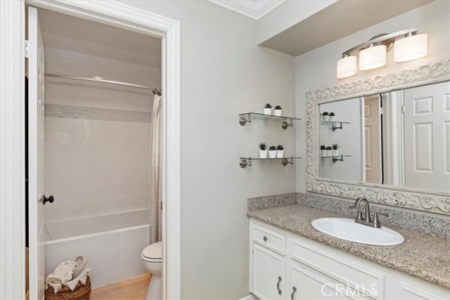 Detail Gallery Image 31 of 45 For 22135 Caminito Laureles #110,  Laguna Hills,  CA 92653 - 2 Beds | 1/1 Baths