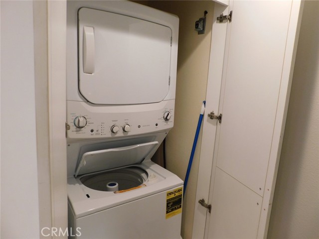 2253 Martin, Irvine CA: https://media.crmls.org/medias/f1535d44-bf54-4e44-b924-8807c2d4e6cd.jpg