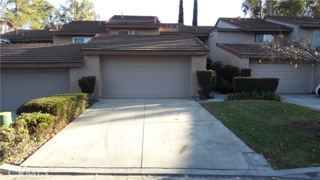 Detail Gallery Image 1 of 39 For 2516 Monterey Pl, Fullerton,  CA 92833 - 3 Beds | 2/1 Baths