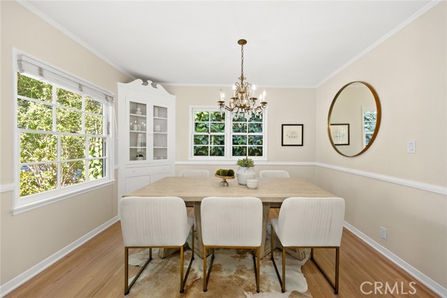 852 E Howard Street, Pasadena CA: https://media.crmls.org/medias/f1548c56-b9c6-4e96-8cce-d5f54d1439d4.jpg