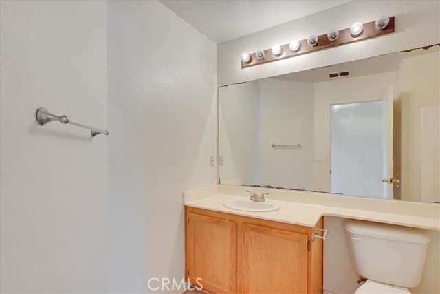 1712 Cattail Drive, Marysville CA: https://media.crmls.org/medias/f154e9ad-3647-4af4-9c62-3fbc7624152a.jpg