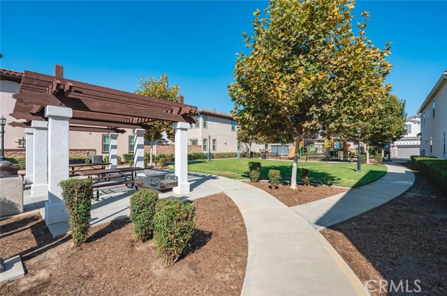 Detail Gallery Image 40 of 47 For 1406 Girona Drive, Phillips Ranch,  CA 91766 - 4 Beds | 3 Baths