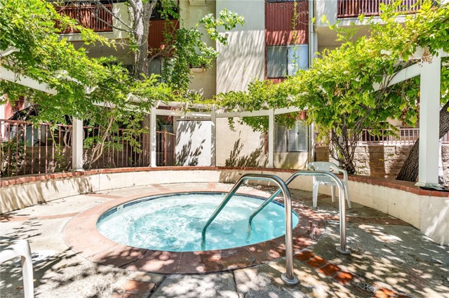 Detail Gallery Image 19 of 24 For 20234 Cantara St #110,  Winnetka,  CA 91306 - 1 Beds | 1 Baths